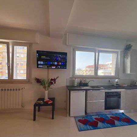 Roma Airport Sky Apartments Fiumicino Exteriör bild