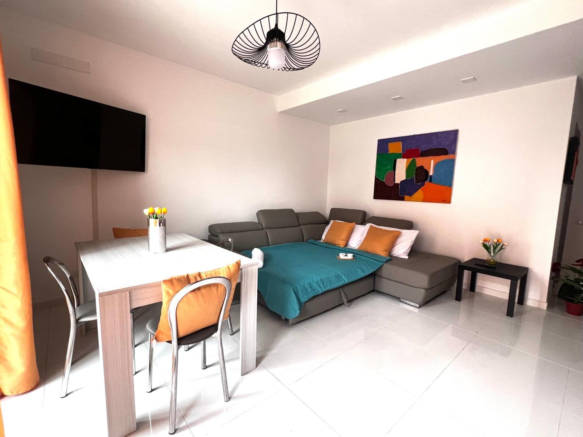 Roma Airport Sky Apartments Fiumicino Exteriör bild